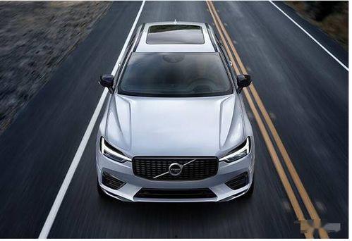 国产车和沃尔沃对撞视频,生死较量，揭秘安全真相