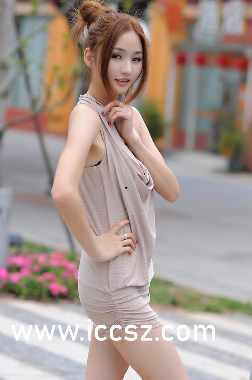 国产白嫩美女四季视频,国产白嫩美女风采各异