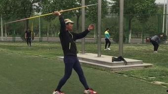 国产土制标枪视频,匠心独运，传承民族体育精神