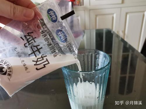 中国产牛奶过程视频大全,从牧场到餐桌